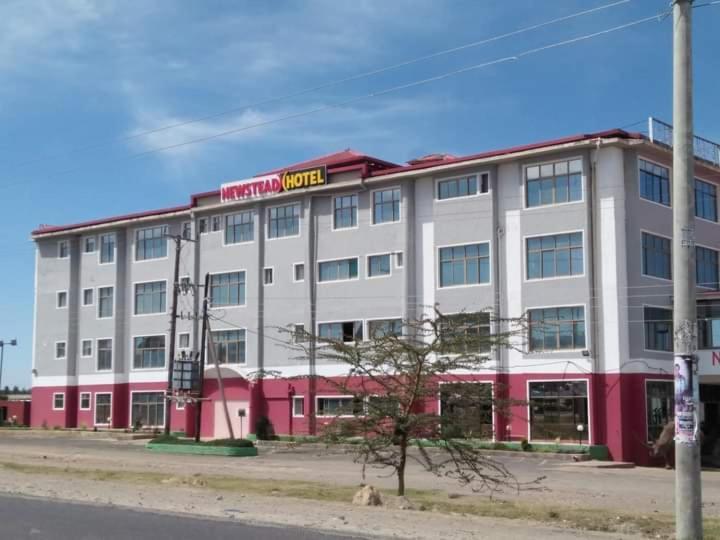 Newstead Hotel Naivasha Buitenkant foto